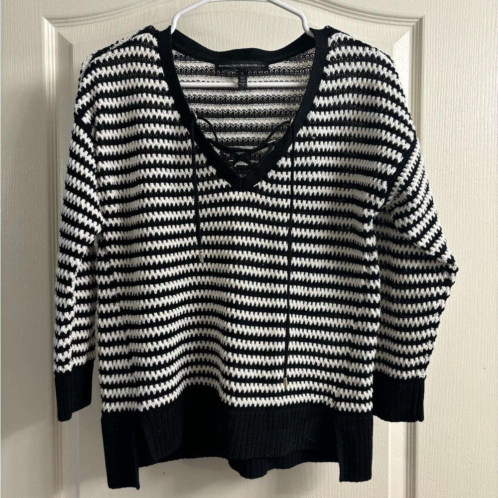 White House Black Market Lightweight Sweater